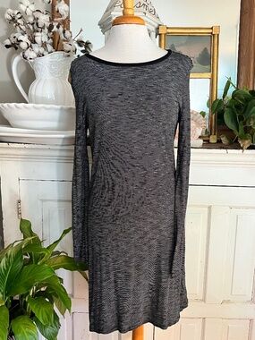 Surfer Girl Dress | Volcom | Perfect to Dress Up and Everyday Casual